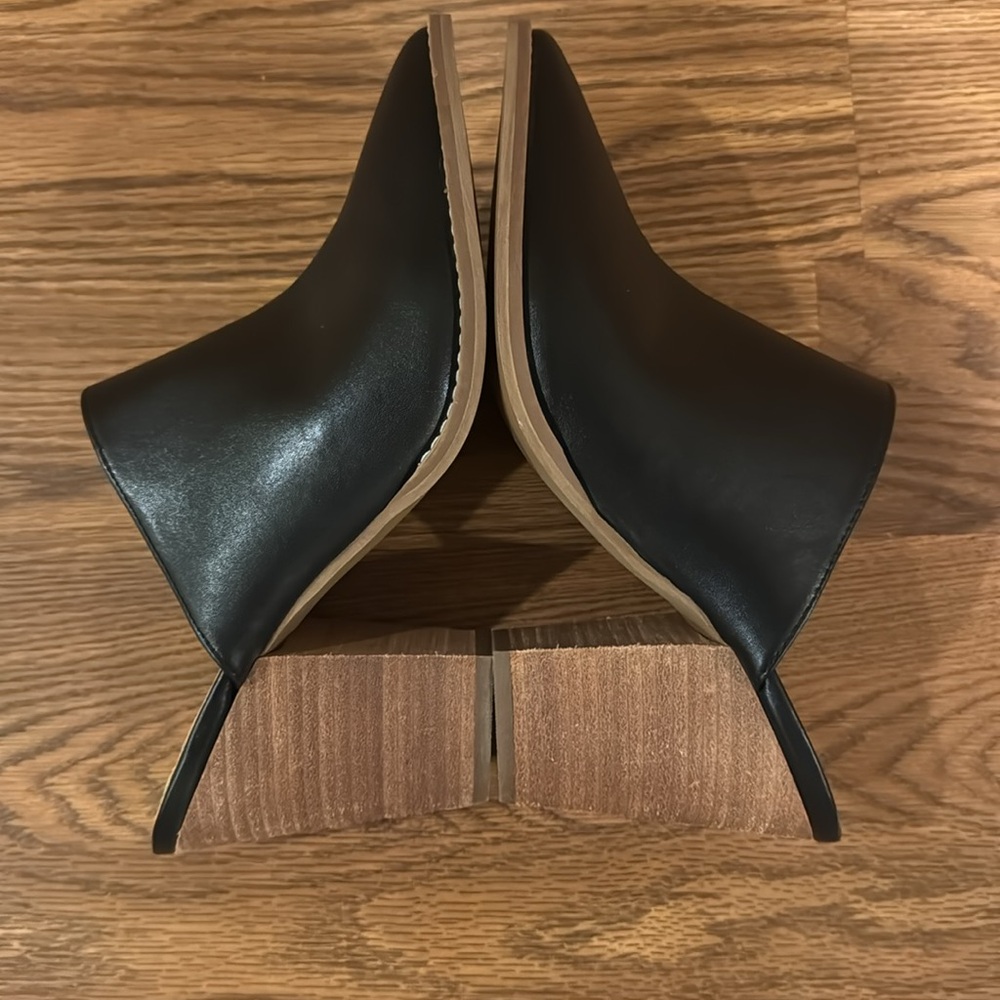 MAYA-PU ABOUND  pointed block heels black mules. Size 9 1/2 M - Picture 8 of 14